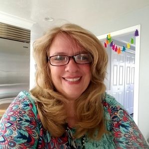 Meet your Posher, Christine